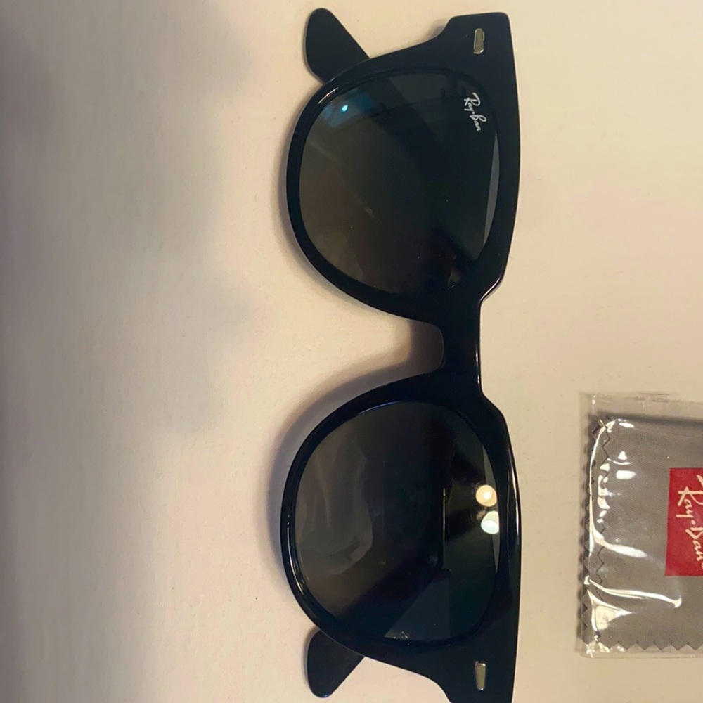 Ray Ban meteor sunglasses, never worn